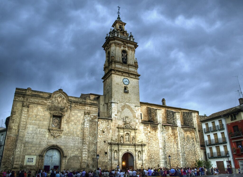 Algemesí: UNESCO Festival, Basilica and Free Festival Museum