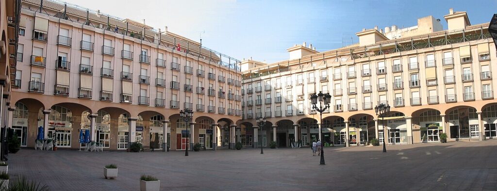 Elda: Shoe Museum, Almohad Castle and Moors and Christians Fiestas