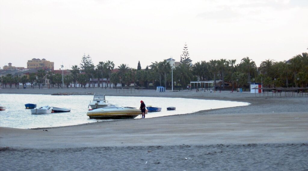 Los Alcázares: Mar Menor Promenade, Air Museum and Where to Stay