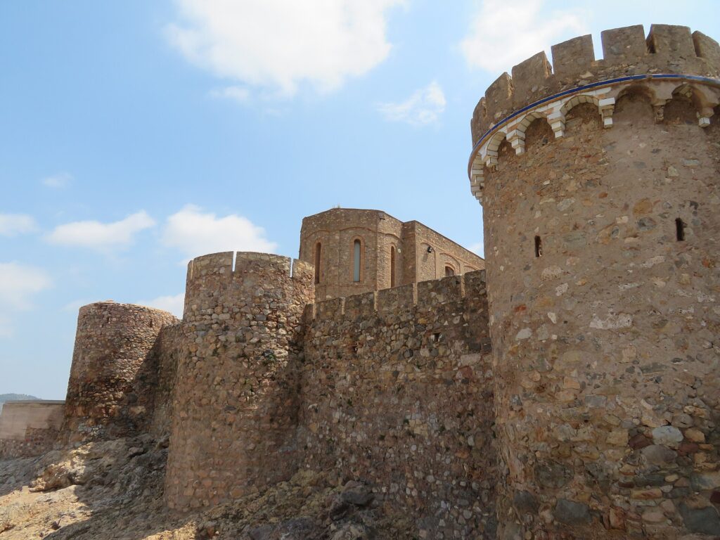 Onda: tile museum, Moorish castle and Sichar reservoir