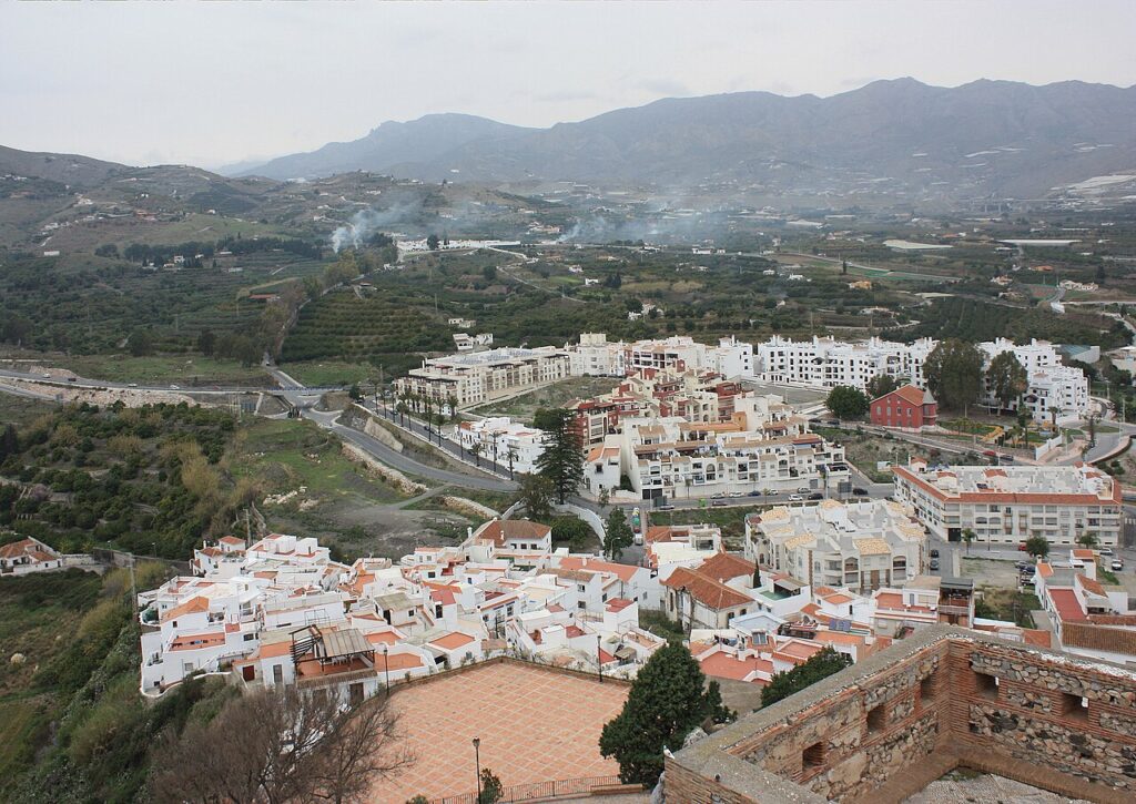 Salobreña: Nasrid Castle, Old Town Lanes and La Guardia Beach