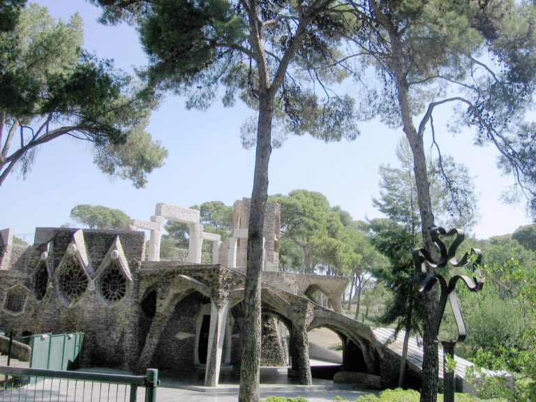 Church of Colònia Güell