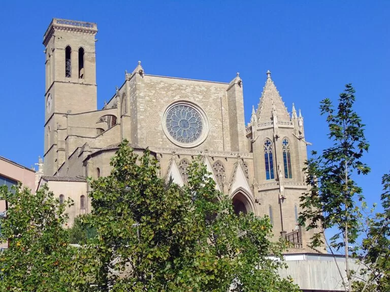 The Gothic basilica of La Seu above the city of Manresa